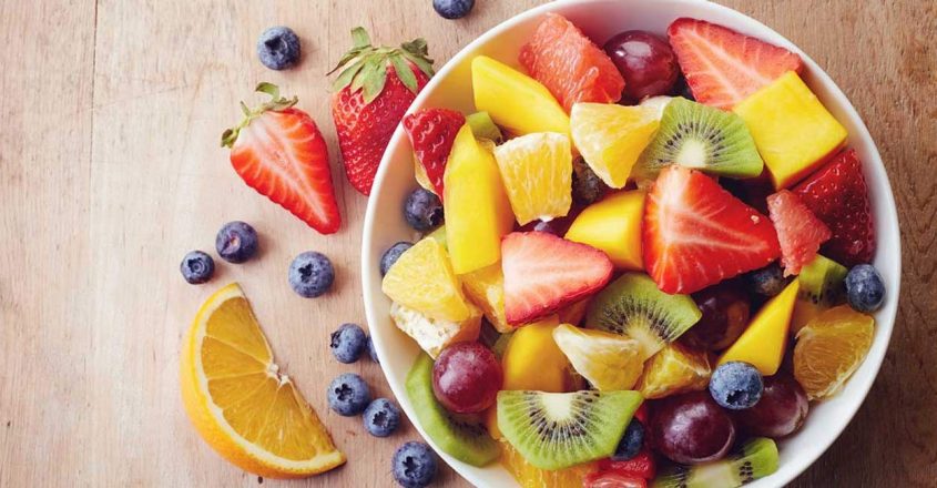 هل يقلل تناول الفاكهة من خطر الإصابة بالأمراض؟