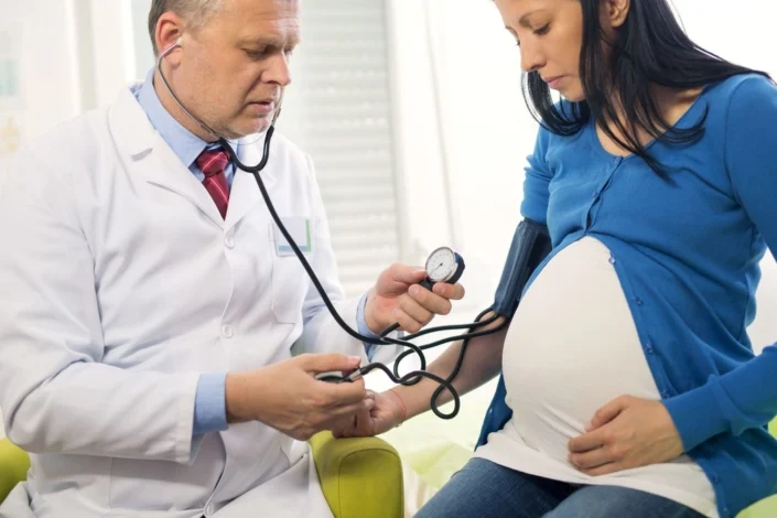 ما هي أعراض تسمم الحمل؟