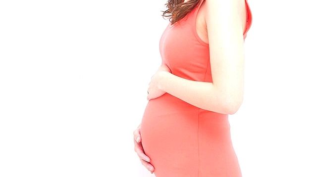 المضاعفات التي يمكن أن تحدث خلال الشهر الخامس من الحمل.