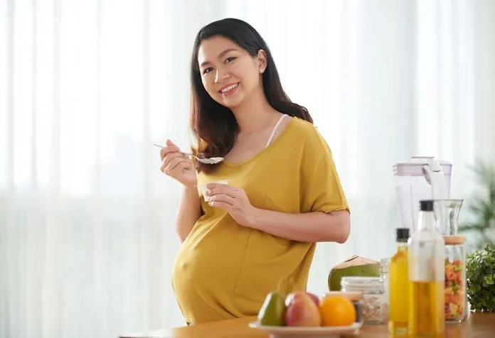 ما الذي يجعب على المرأة القيام به خلال الشهر السابع من الحمل؟