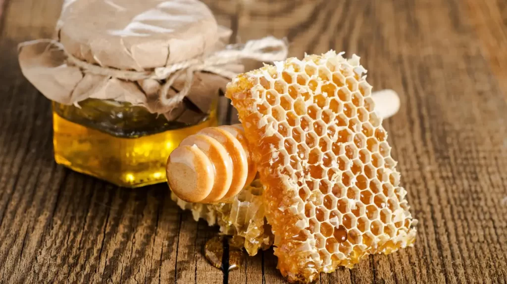 كيفية اختيار أفضل أنواع العسل