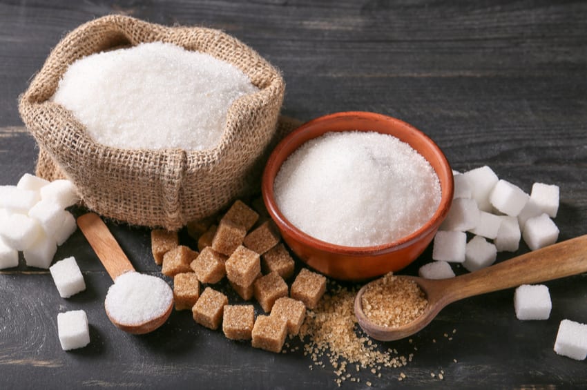 السكر في الكيتو - ما هي كمية السكر التي يمكنك تناولها في حمية الكيتو؟