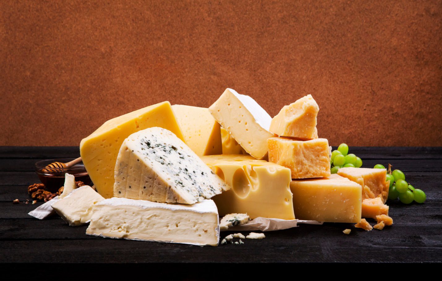 هل الجبن المالح مسموح في الكيتو؟
